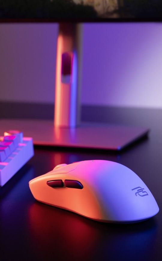 Геймерська миша Proove Gaming Everon. Професійна бездротова ігрова миша з автономністю до 140 годин 0728 фото