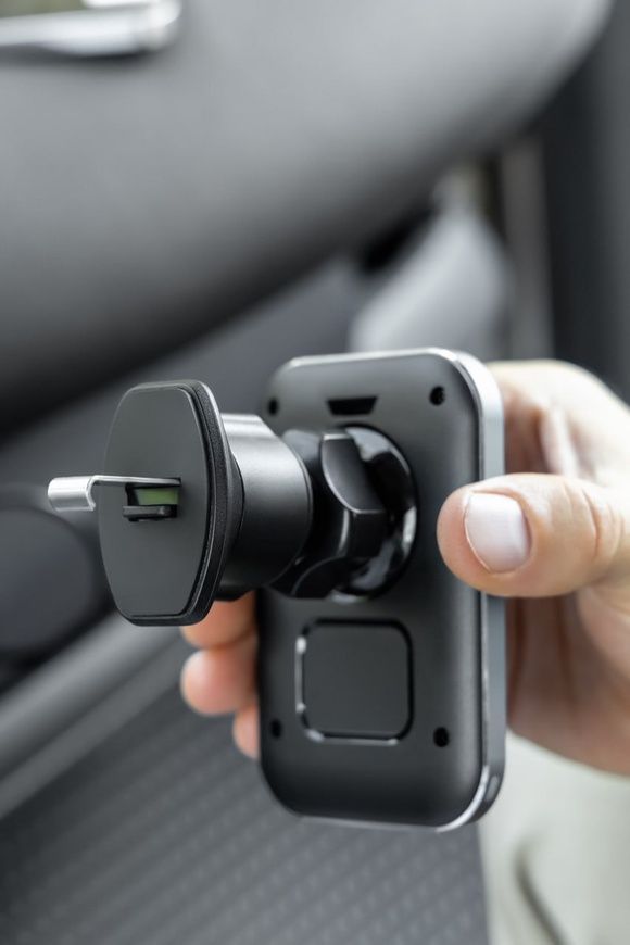 Магнітний автотримач Proove Square Magnetic PRO 15W на дефлектор з підтримкою швидкої зарядка QC 3.0. Автомобільна зарядка з MagSafe 0153 фото
