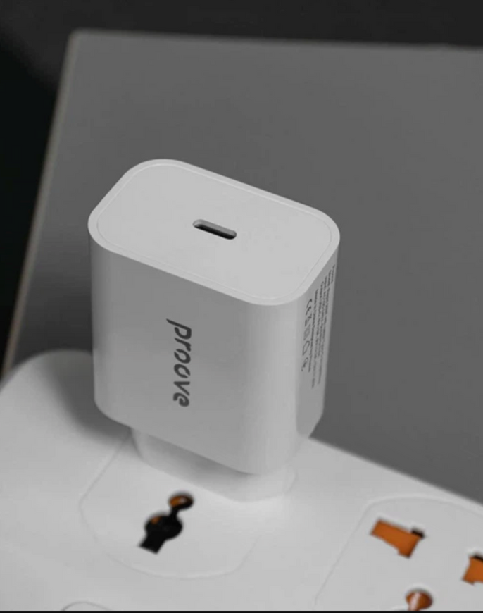Набор для быстрой зарядки Proove Rapid 30W. Сетевое зарядное устройство с поддержкой быстрой зарядки и кабель Type-C to Type-C 1 м в комплекте. 0397 фото