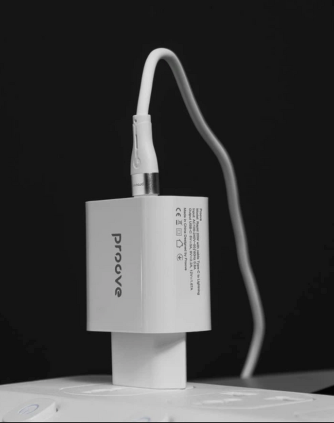 Набор для быстрой зарядки Proove Rapid 30W. Сетевое зарядное устройство с поддержкой быстрой зарядки и кабель Type-C to Type-C 1 м в комплекте. 0397 фото