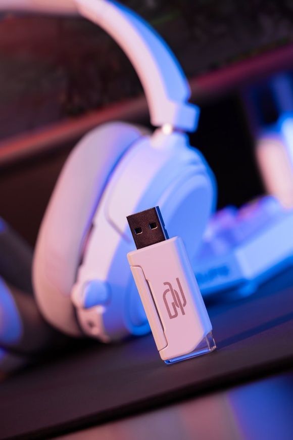 Геймерские наушники Proove Gaming Rapture. Игровые наушники со встроенным микрофоном, RGB-подсветкой и активным шумоподавлением ANC 0720 фото